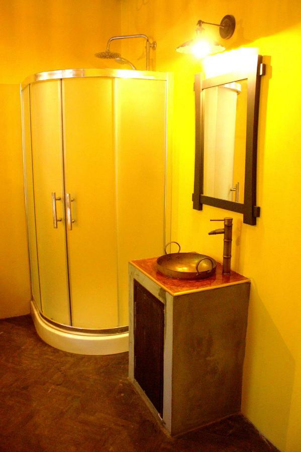 Long Feng Bangkok Hostel ภายนอก รูปภาพ