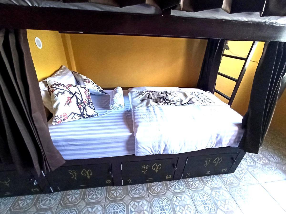 Long Feng Bangkok Hostel ภายนอก รูปภาพ