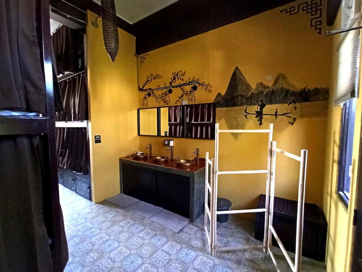 Long Feng Bangkok Hostel ภายนอก รูปภาพ